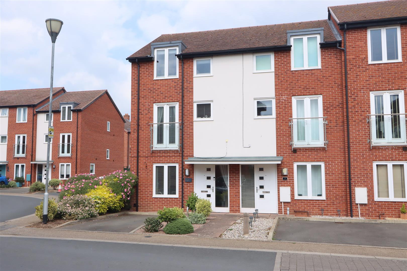 Larch Way, Stourport-on-Severn